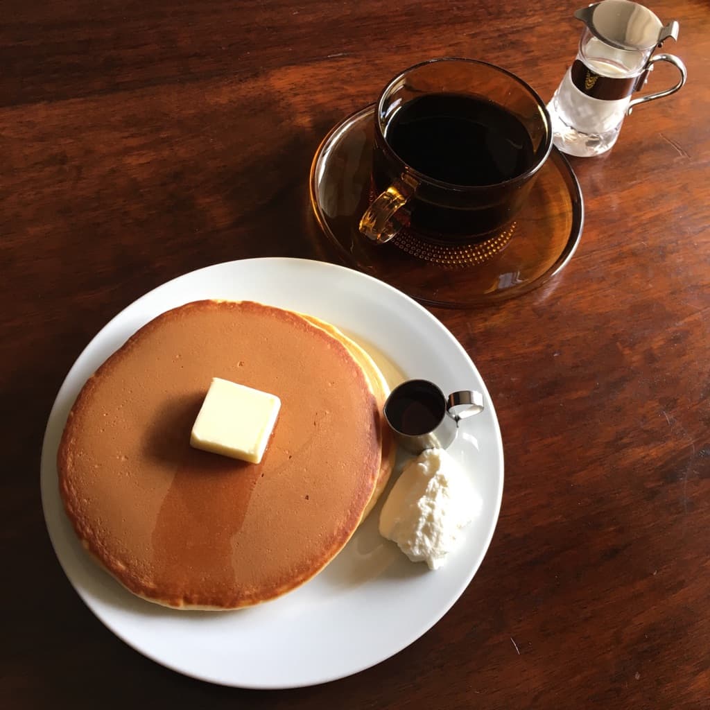 難波里奈純喫茶画像