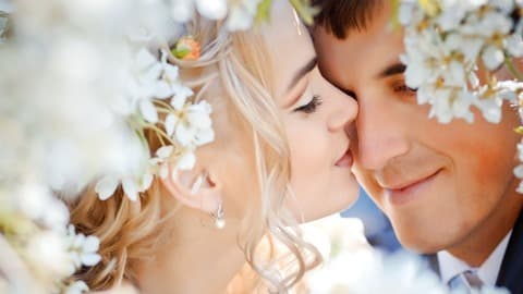 結婚式のカップル、愛、情緒花-720x1280