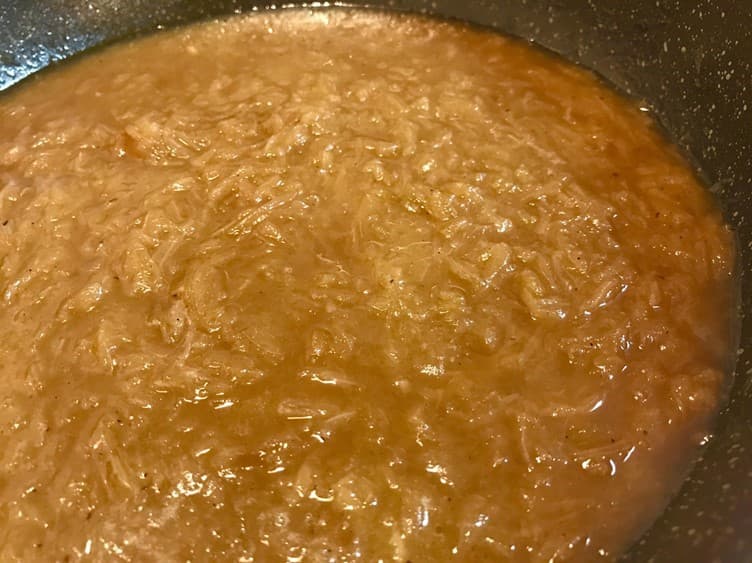 飴色たまねぎで30分で作れるオニオングラタンスープ