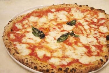 ナポリの老舗が恵比寿にオープン『L’Antica Pizzeria da Michele』