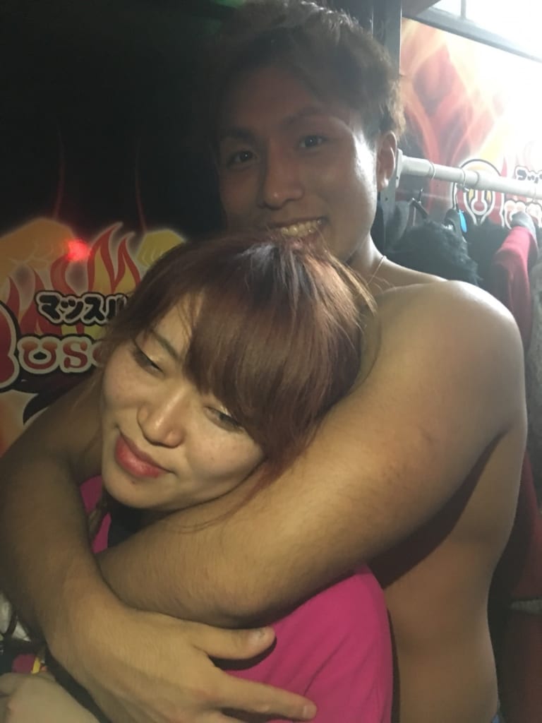 25歳の喪女が マッスルバー でマッチョに癒されまくった結果 Am