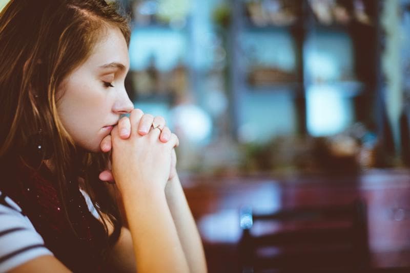 彼女のいる片思いの彼が浮気をしてて苦しい 気を揉むべきはあなたではありません Am